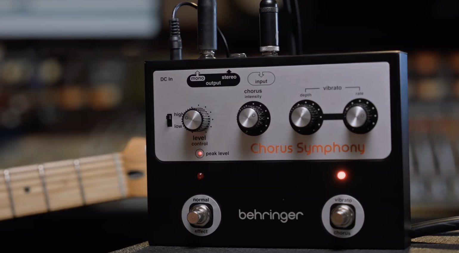 Behringer lanza el Chorus Symphony - Basado en un famoso pedal de