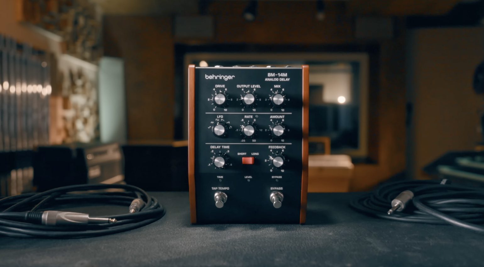Behringer BM-14M: un delay analógico tipo Bucket Brigade - gearnews.es